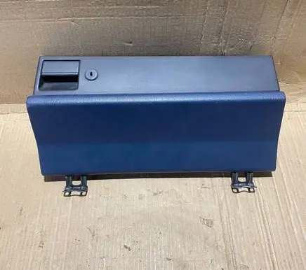Mercedes-Benz 190 W201 Glove box lid/cover 