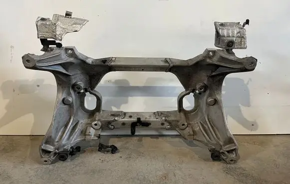 Maserati Levante Front subframe 670102650