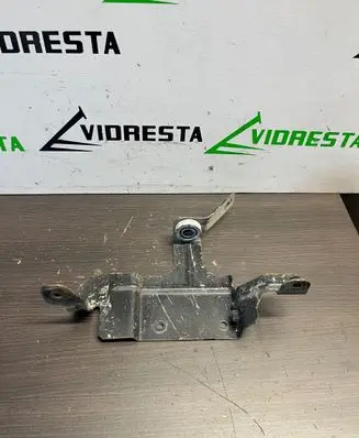 Peugeot Bipper Engine mounting bracket
