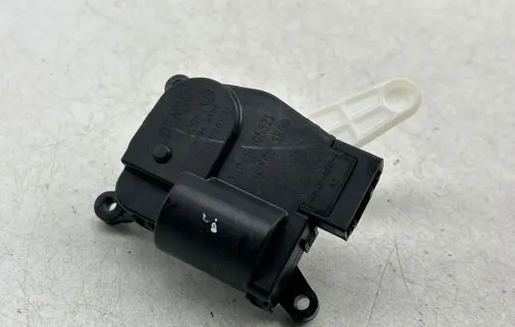 Jeep Cherokee Air flap motor/actuator GZ1CU00091 AA1138003800 200716105321