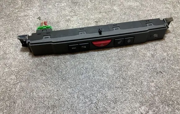 Land Rover Range Rover Sport L320 Hazard light switch YUL500570WUX 05052311