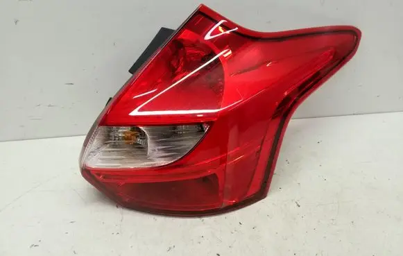 Ford Focus Rear/tail lights EM5113404FA CM5813404A