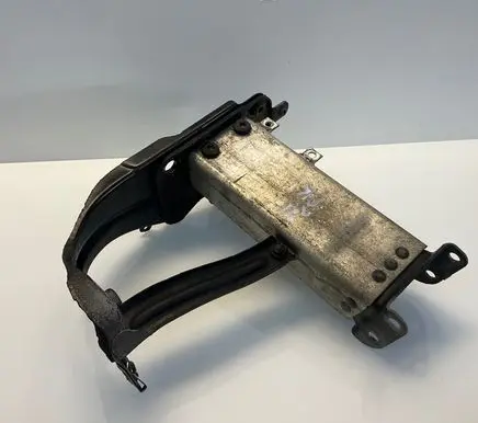 Mercedes-Benz E W211 Radiator support slam panel bracket 