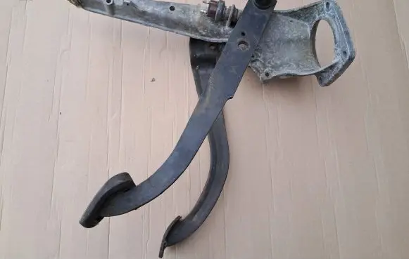 Clutch pedal