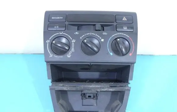 Toyota Corolla E120 E130 Climate control/heater control trim IMPRK1263719
