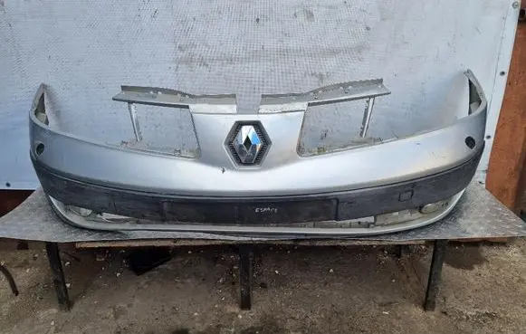 Renault Espace - Grand espace IV Front bumper 8200102205