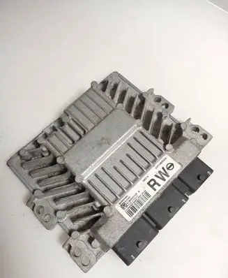 Nissan Qashqai Engine control unit/module 23710BR30A S180033108A