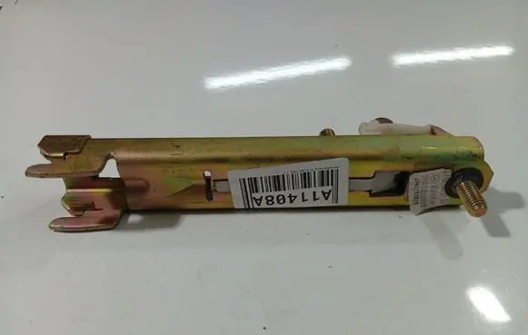 Mercedes-Benz ML W163 Seat belt adjustment rail A1638800188