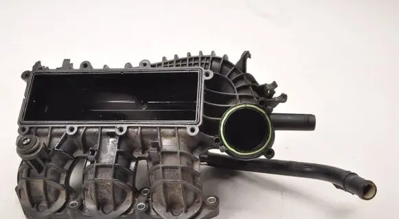 Volkswagen T-Cross Intake manifold 04C129711G