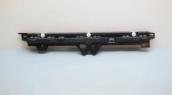 BMW 5 G60 G61 Sill supporting ledge 5A1C2B7