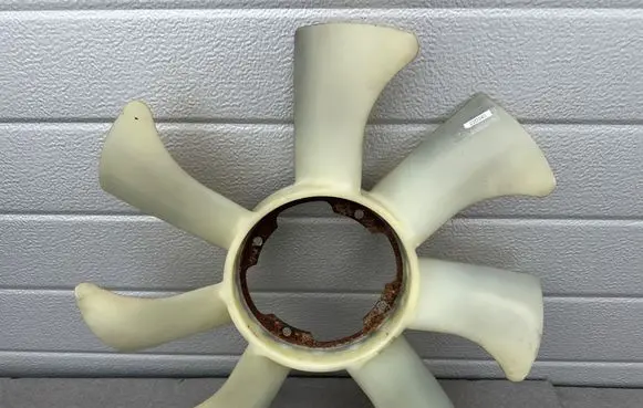 Nissan King Cab, Navara Viscous fan 21060VK500