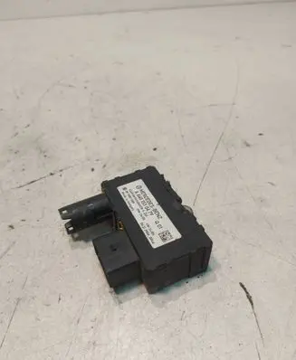 Mercedes-Benz B W245 Glow plug pre-heat relay A6401530479 899087000