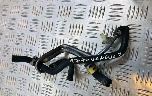 Honda Insight Engine coolant pipe/hose