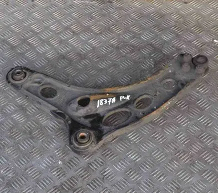 Opel Vivaro Front lower control arm/wishbone 820039503493853465