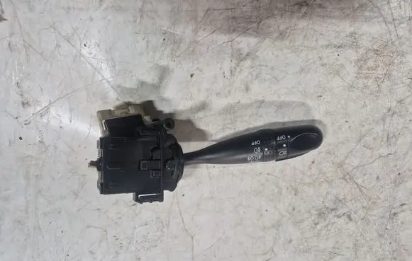Toyota Corolla Verso E121 Indicator stalk 173753