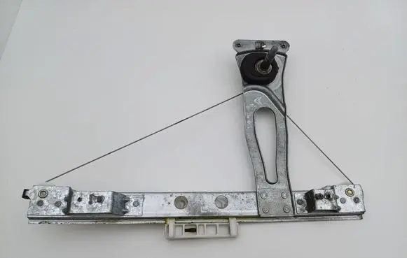Citroen C3 Rear door manual window regulator 963981748