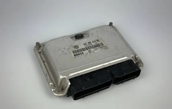 Volkswagen Polo V 6R Engine control unit/module 045906019AB 28SA4607 0281010503