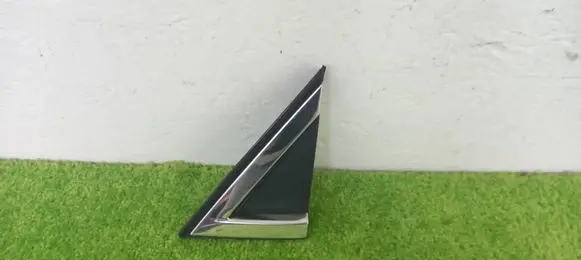 Renault Clio V Front arch trim 638753057