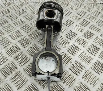 Ford Ranger Piston GK2Q6K100 RFGK206205BA