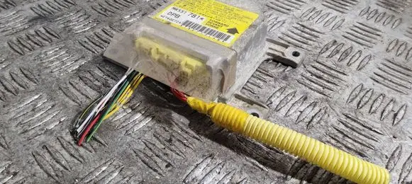 Mitsubishi Pajero Airbag control unit/module MR551781 W2T60272A 82710146