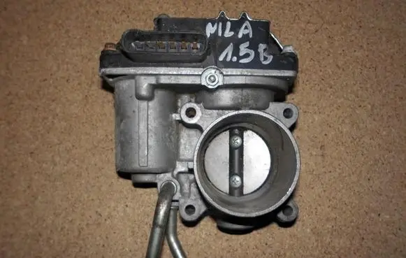 Mitsubishi Lancer X Throttle valve 8y6777888