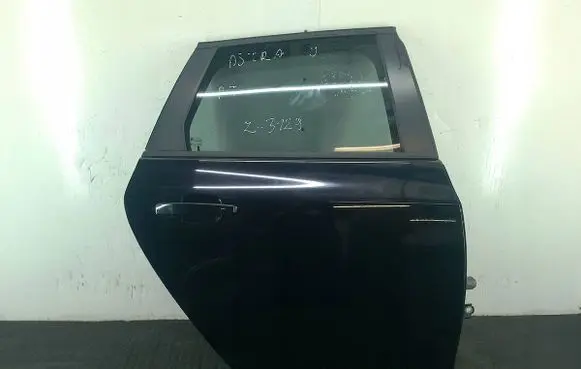 Opel Astra J Rear door
