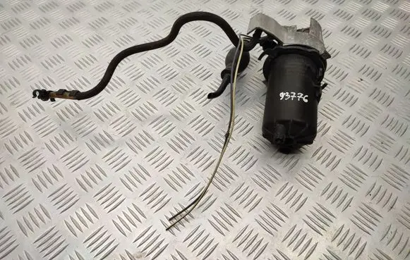 Opel Vivaro Mechanical fuel pump 8200780972