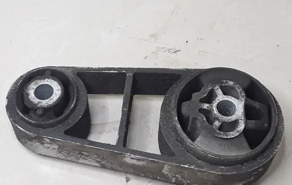 Jaguar X-Type Engine mount bracket BH9SA