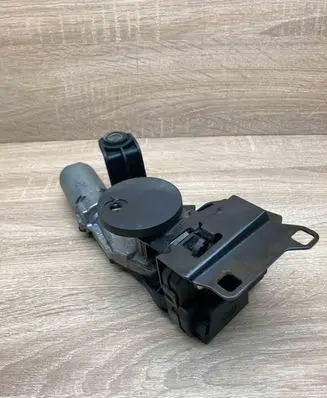 BMW 5 E60 E61 Rear window wiper motor 7171564 1397020120 8218849