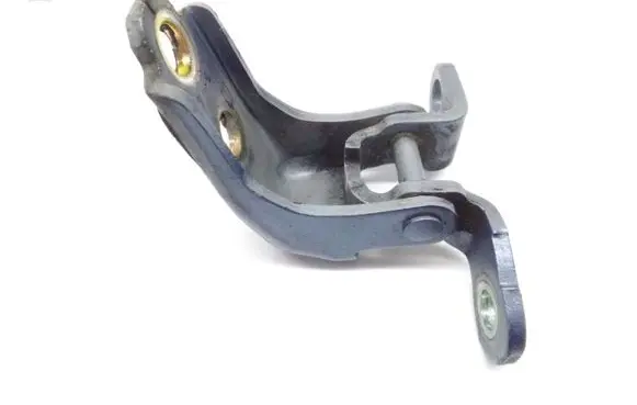 Honda CR-V Front door upper hinge