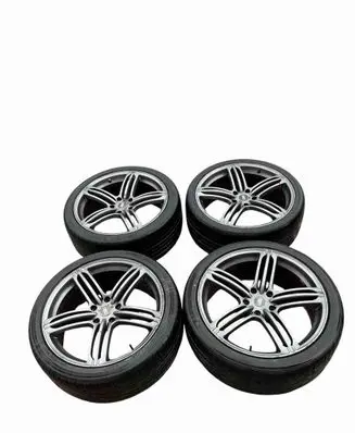 Audi Q7 4L R22 alloy rim DW532