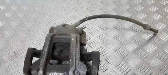 BMW 1 F20 F21 Front brake caliper 22284