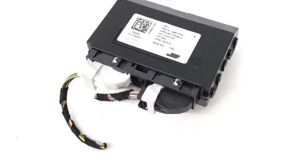 Audi A3 S3 8V Other devices 9381114
