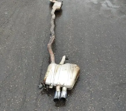BMW 5 F10 F11 Muffler/silencer 7807110 8570096