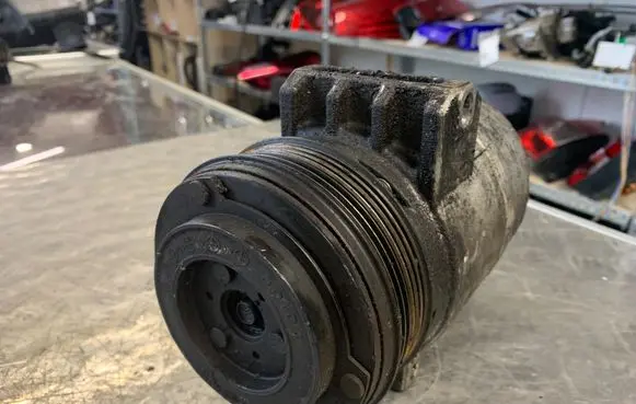 Nissan Qashqai Air conditioning (A/C) compressor (pump) 92600JY02A Z0006028A Z0006029A