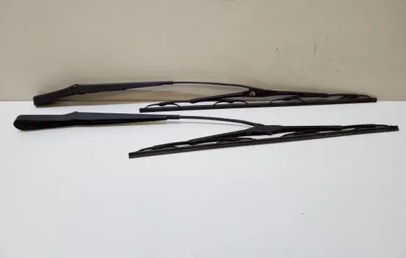 Opel Zafira A Front wiper blade arm OEM