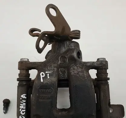 Skoda Octavia Mk2 (1Z) Rear brake caliper