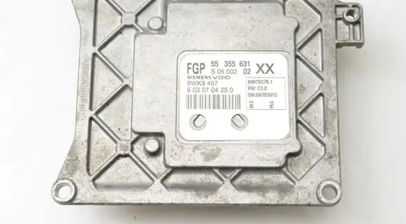 Opel Astra H Engine control unit/module 55355631