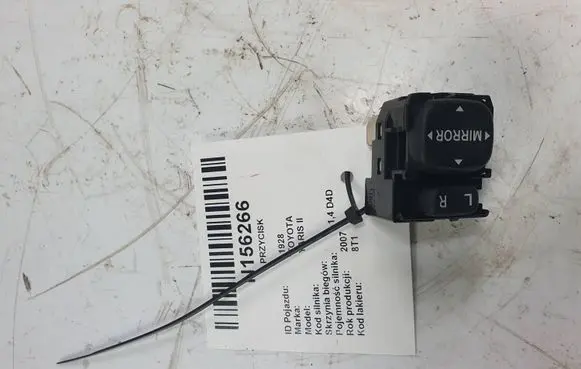 Toyota Yaris Wing mirror switch 183574