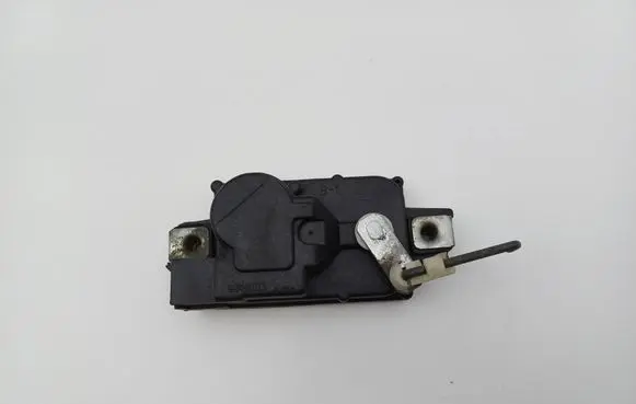 Hyundai Lantra II Central locking motor 