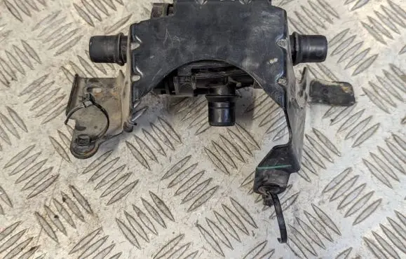 Thermostat/thermostat housing