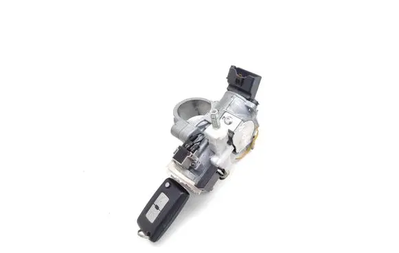 Mitsubishi Pajero Ignition lock 