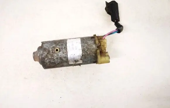 BMW 7 E38 Seat adjustment motor 0130002460