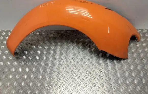 Volkswagen New Beetle Fender