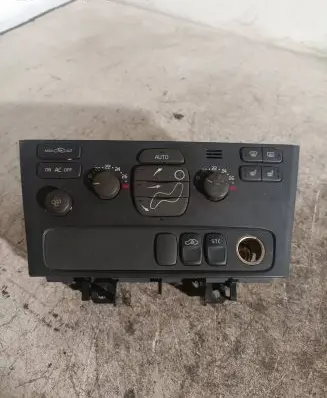 Volvo V70 Climate control unit ENAC0FF0