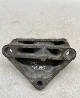 Renault Laguna III Gearbox mounting bracket 113320003R