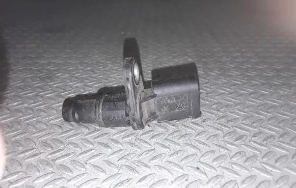 Volkswagen Phaeton Crankshaft position sensor 070907601A