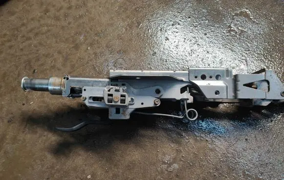 Volkswagen Transporter - Caravelle T5 Steering wheel axle 7H1419501E 0703801