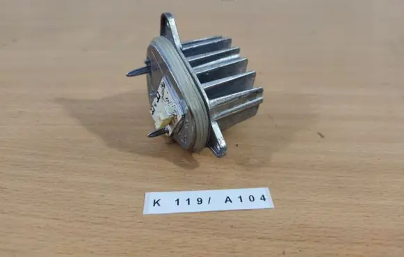 Opel Crossland X LED ballast control module 13467967