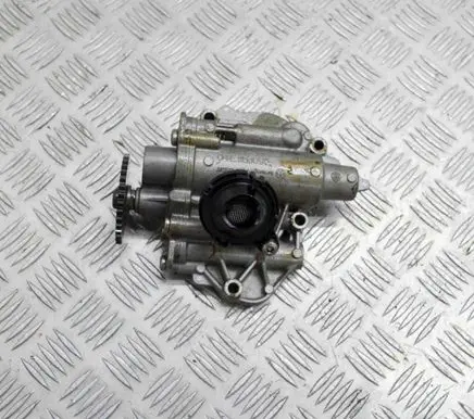 Audi A4 S4 B9 8W Oil pump 04E115151A 04E115109E